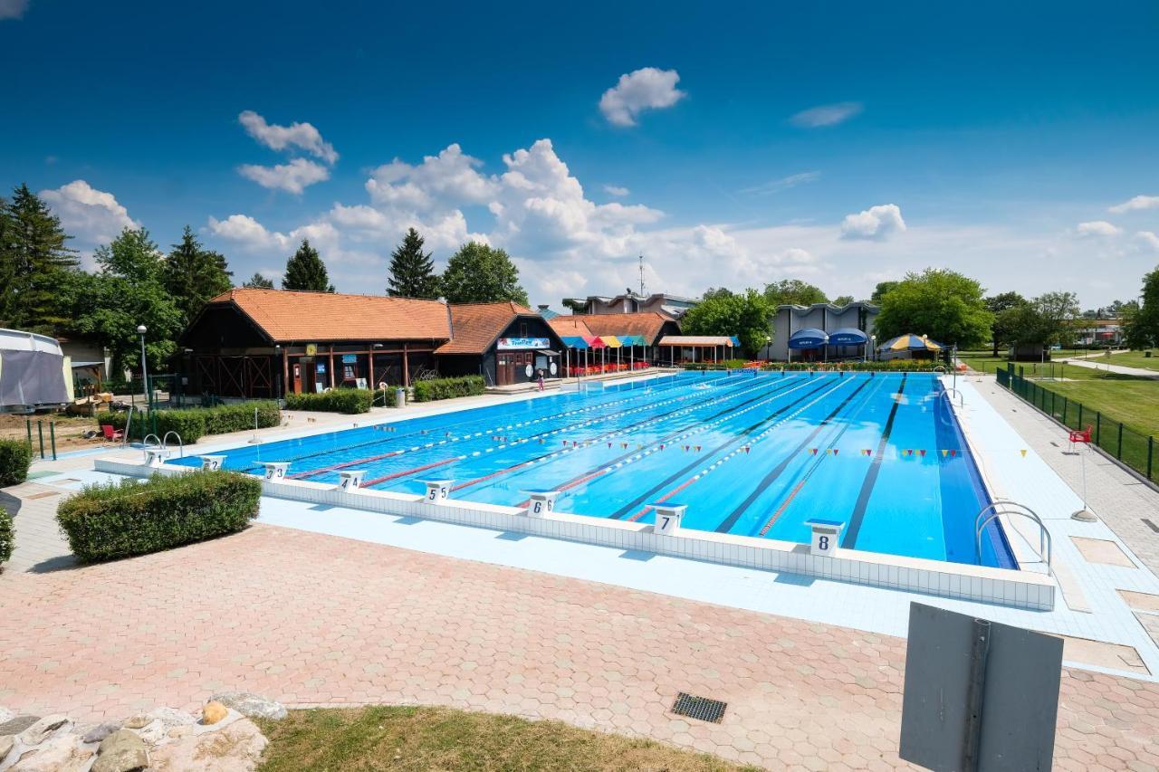 Mediteran Travel Mobile Homes In Camping Terme Catez Brežice エクステリア 写真